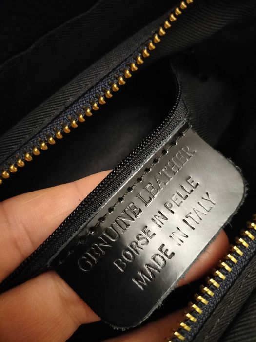 Poșetă din piele naturală