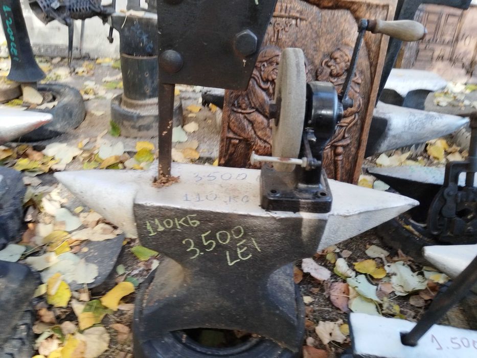 Nicovala mare veche atelier fier forjat fierărie