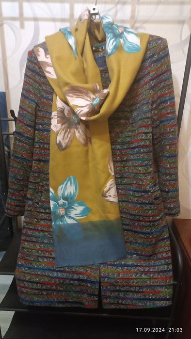 Продам кордиган+шарфик, платье вязаное и многое другое