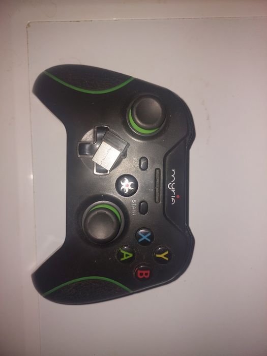 Maneta wireless pentru pc (calculator) sau laptop gaming