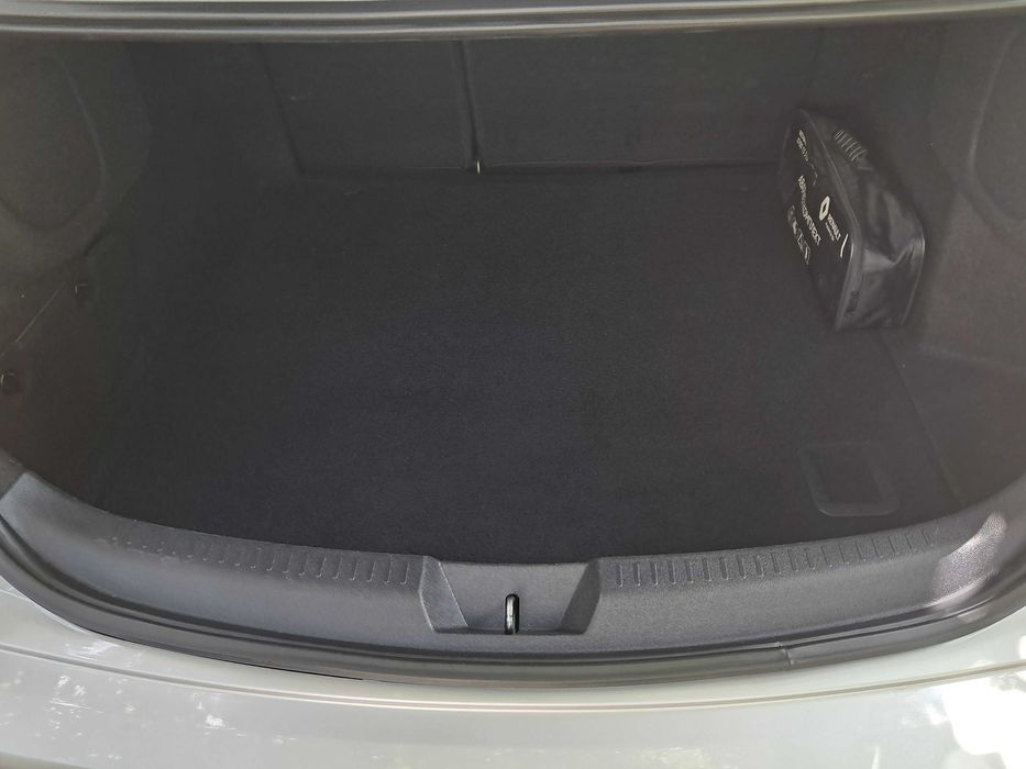 Renault Megane 1.5 Автоматик СПЕШНО