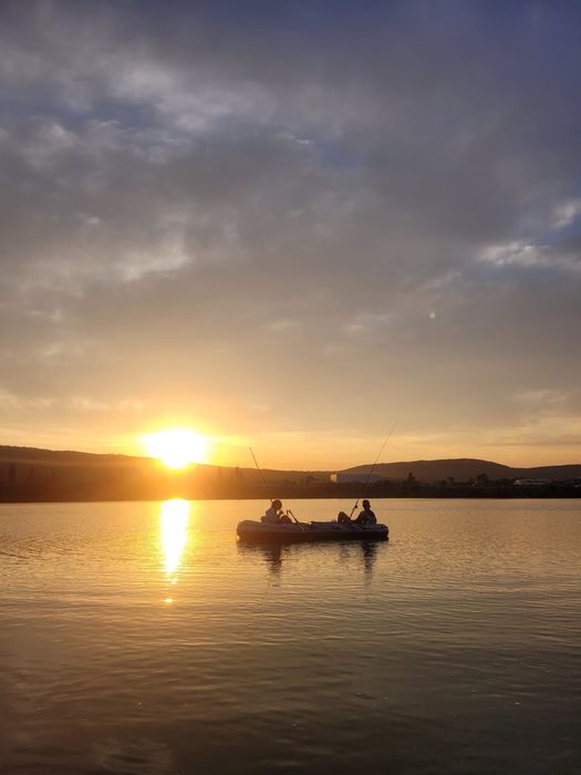 Vand barca gonflabila pescuit