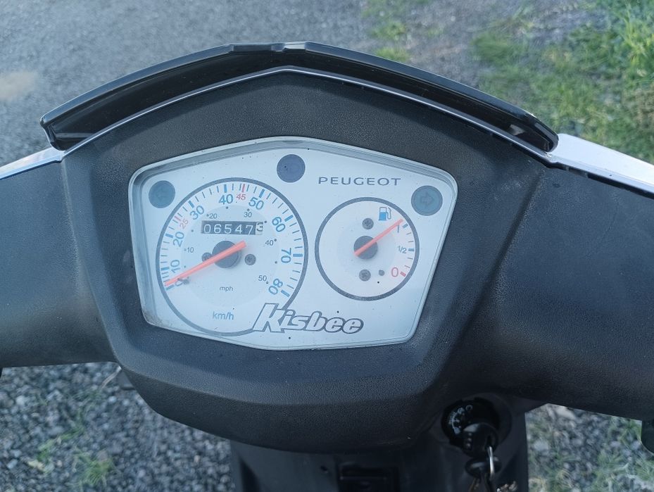 Скутер PEUGEOT Kisbee