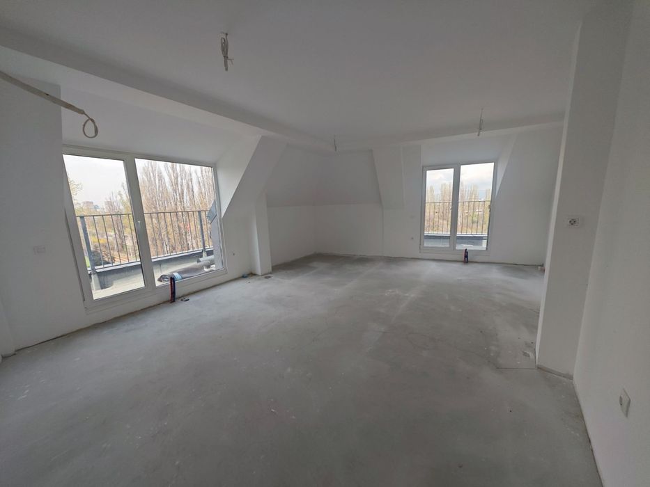 Продава се Тристаен апартамент в София, Дружба 1 - 124 кв.м за 1917 €/кв.м - Снимка #2