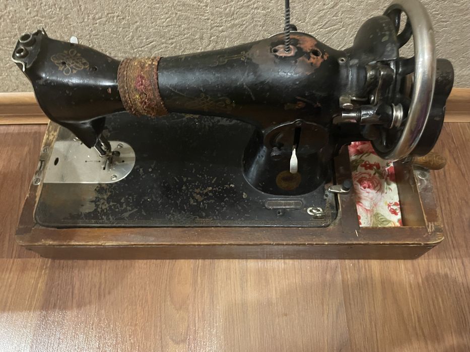 Швейная машинка советская