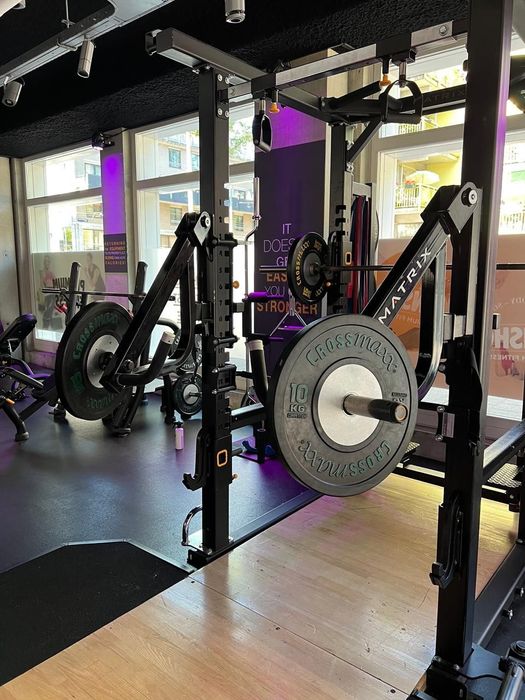 Фитнес уреди MATRIX magnum mega half rack + платформа