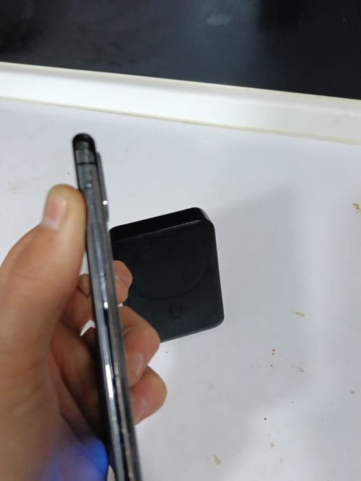 Айфон х 64 гигабайт АКБ 100