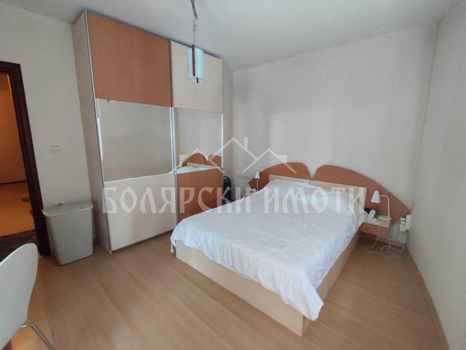 Дава се под наем Тристаен апартамент в Велико Търново, Колю Фичето - 100 кв.м за 382.5 € - Снимка #3