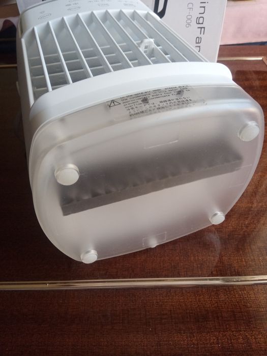 Вентилатор с резервоар за вода