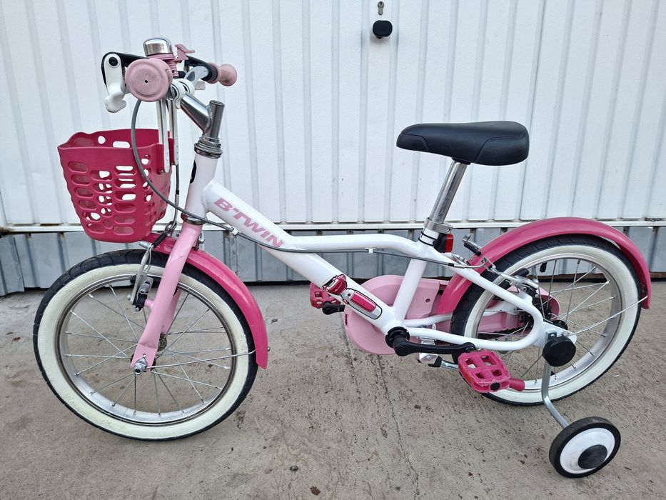 Bicicleta Btwin Docto Girl 16", pentru copii 4-7 ani.