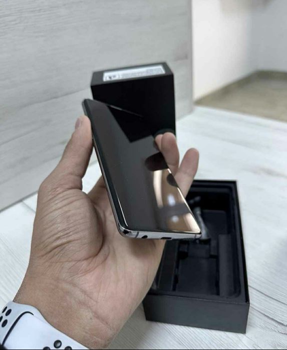 Vand samsung S10 citit descriera !