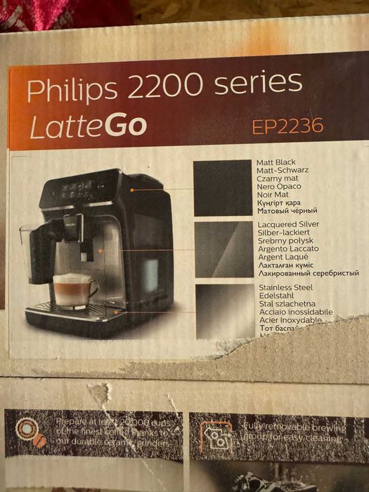 Philips LatteGo EP2236/40 – Cafea ca la cafenea, acasă!