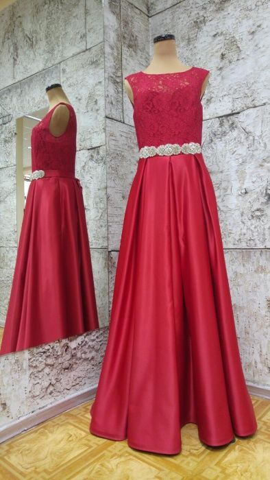 Красное вечернее платье