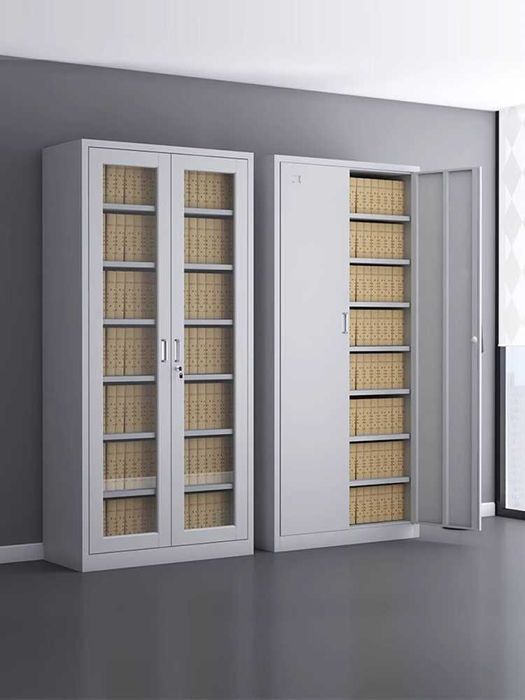 Shkaf /Банк жавони / шифтовли эшик / полкалари созланади / мустаҳкам