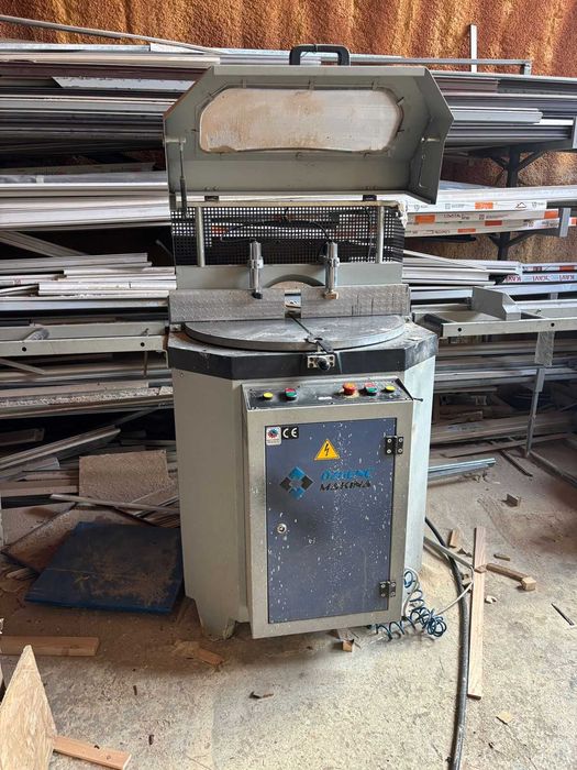 станок по пластиковым окнам