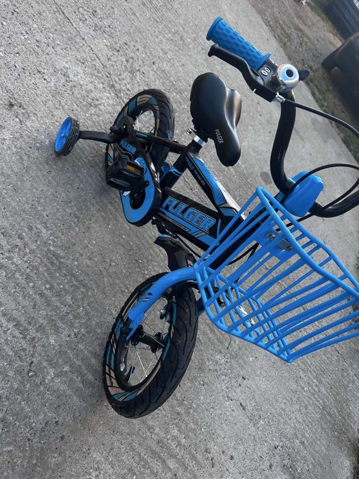 Bicicleta baieti 300 lei