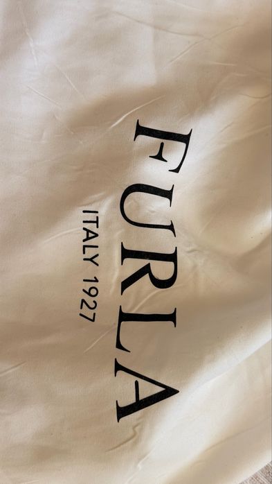 Чанта Furla златна