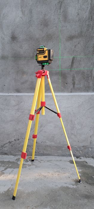 Лазерный уровень DeWalt