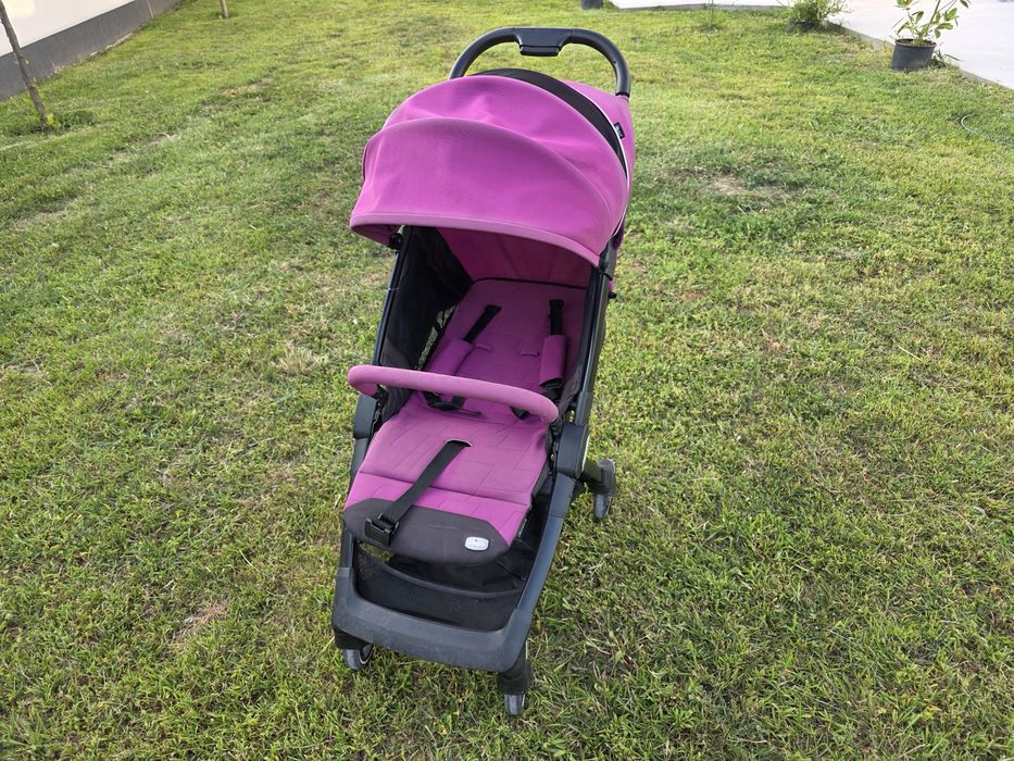 Vând carut carucior Chicco We