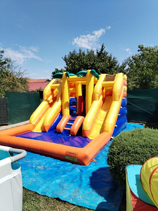 Topogan/tobogan cu piscina de închiriat - 500 lei