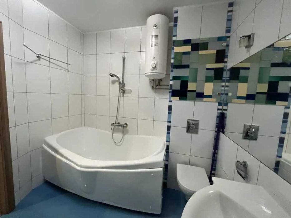 Дава се под наем Двустаен апартамент в София, Зона Б-18 - 65 кв.м за 510 € - Снимка #2