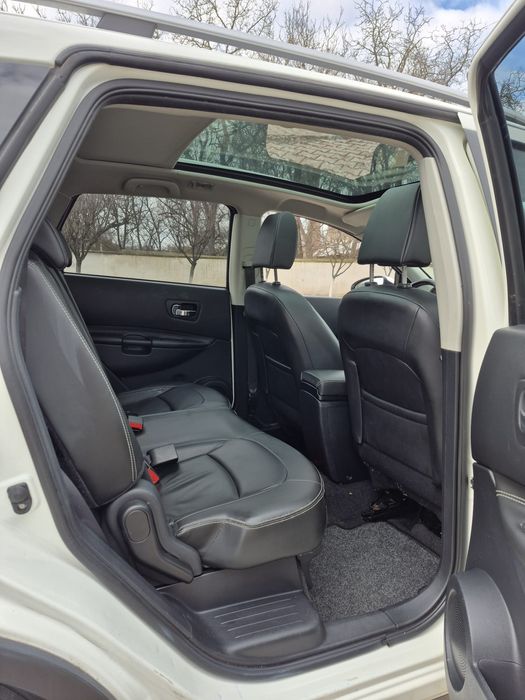 Nissan Qasqhai // Echipare TECKNA// 7 locuri// 1.6 diesel! 2013!!