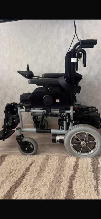 Продам электрическую коляску
