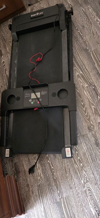 Бягаща пътека BODY FLEX