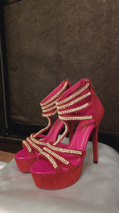 Женская обувь на платформе