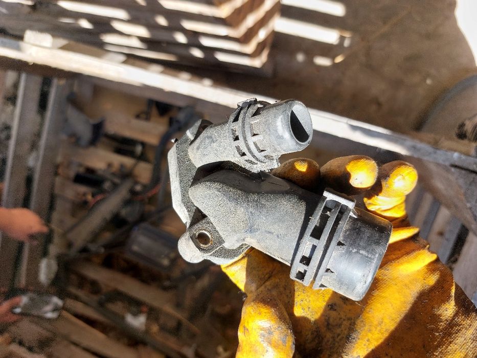 Тръбички антифриз Бмв е60 520д 177кс е61 bmw e60 e61 520d n47