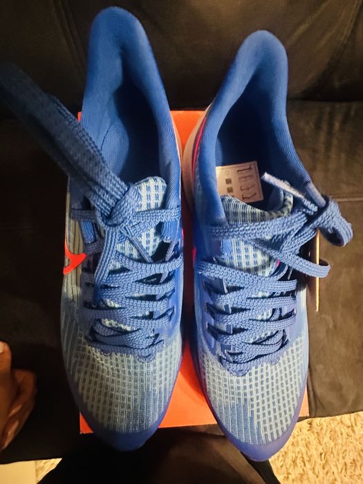 Nike маратонки оригинални