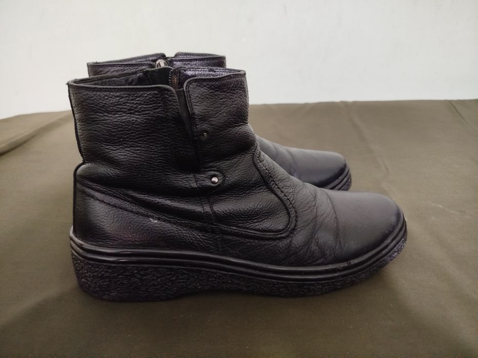 Продам кожаную обувь.