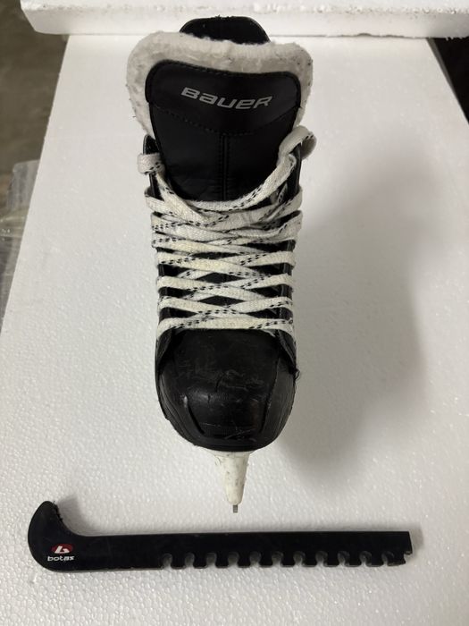 Коньки детские Bauer размер 35