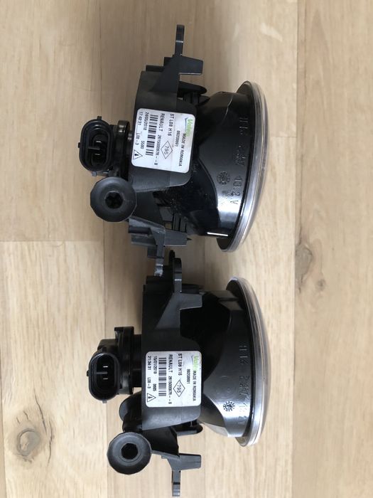 Proiector proiectoare far ceata Dacia Renault original Valeo