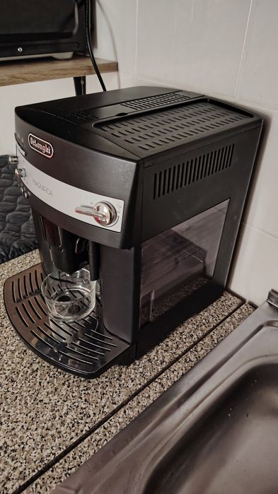Espressor Delonghi