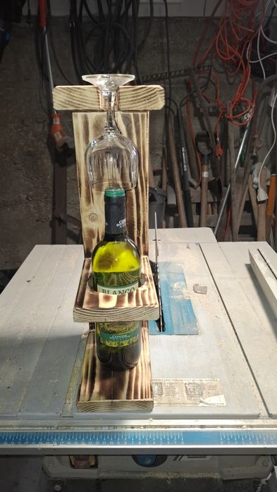 Suport din lemn pt vinuri!