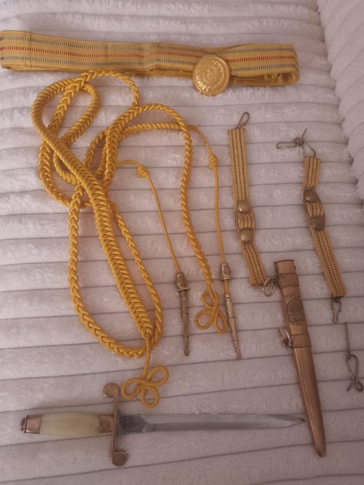 Stilet militar de parada