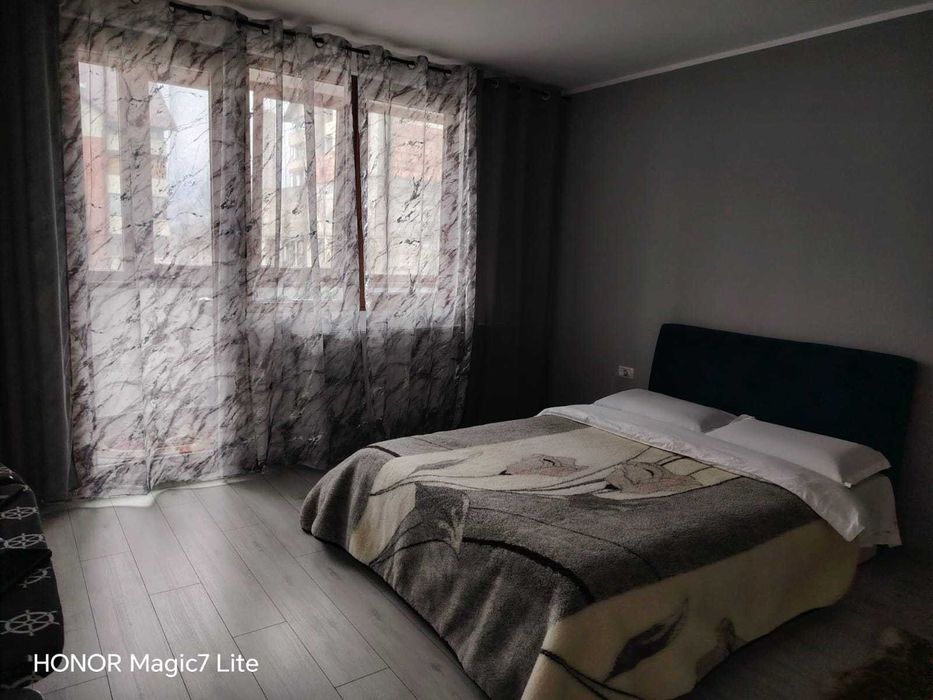 Apartament cu o cameră, spațios și modern, complet mobilat – Cartierul Tei, Piatra Neamț