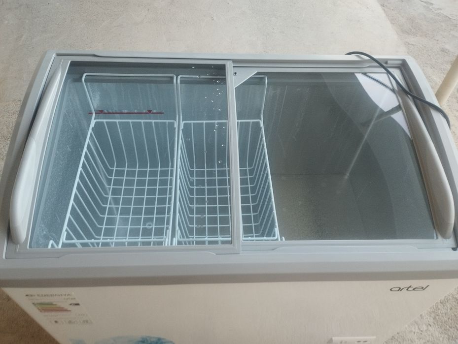 Продается морозильный ларь Artel AFA310