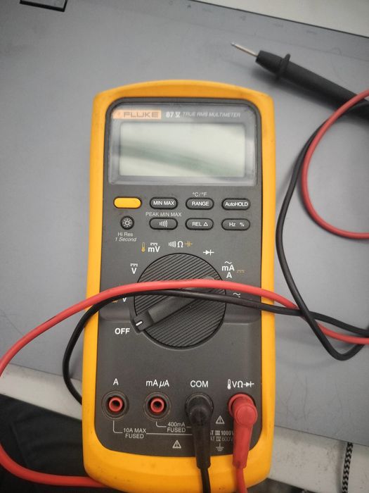 Продам мультиметр Fluke 87