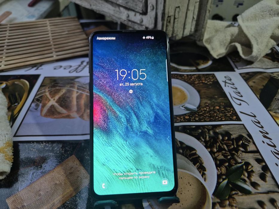 Samsung s 10 e / Самсунг с 10 е