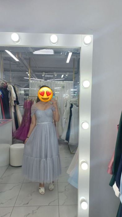 Вечернее платье, длина миди