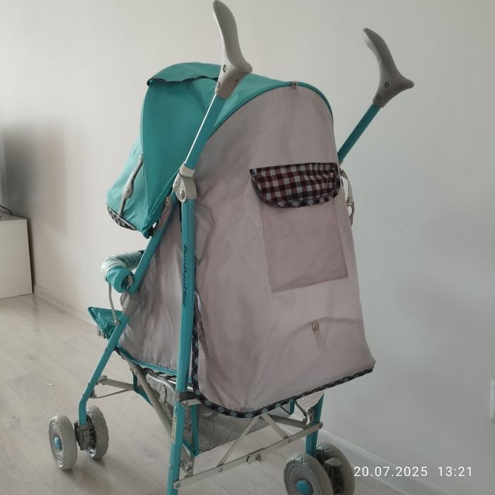 Коляска прогулочная.