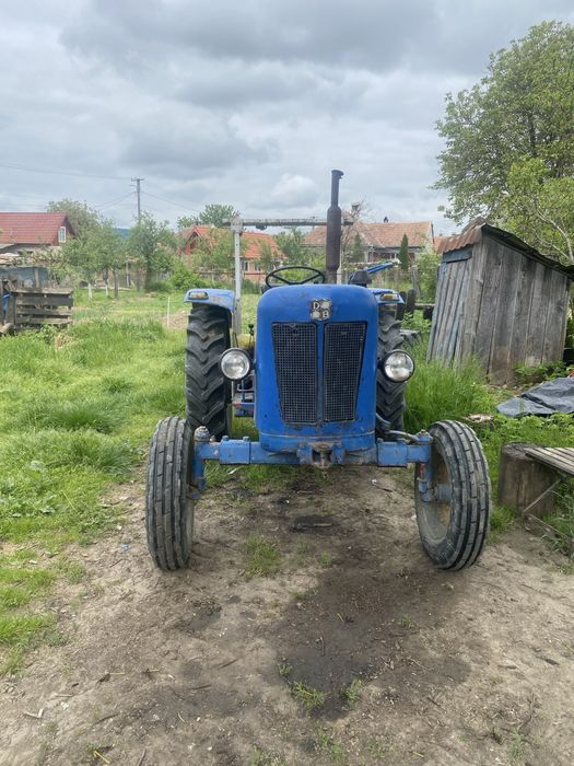 Vand Tractor David Brown de 55 de cai perfect fuctional