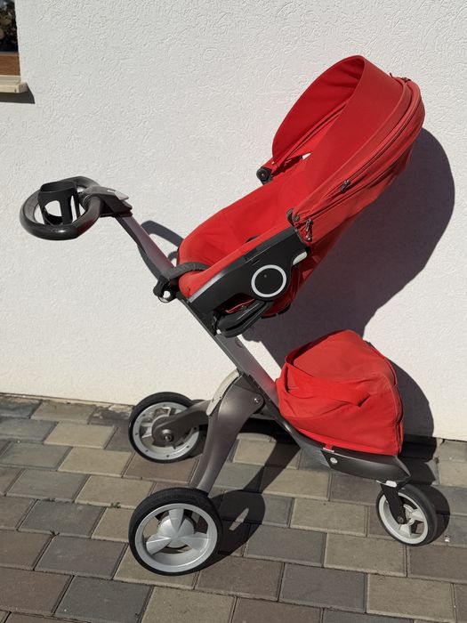 CARUCIOR  STOKKE Xplory 3 in 1  + Scaun auto+ baza fixare Isofix
