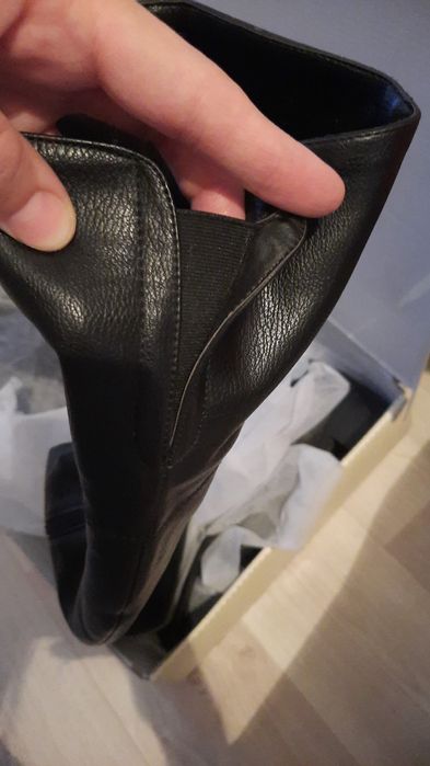 Продам зимние  сапоги