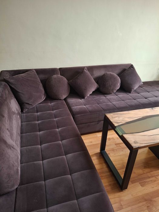 Ъглов диван с лява лежанка