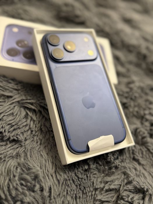 Apple Iphone 17 Pro , Albastru 256 , la cutie !