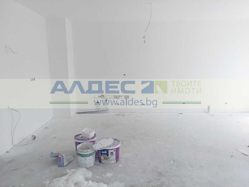 Продава се Тристаен апартамент в София, Лагера - 150 кв.м за 2600 €/кв.м - Снимка #3