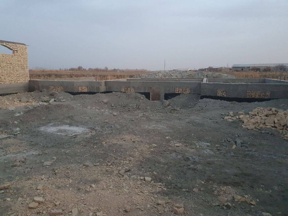 Продам недостроенный участок